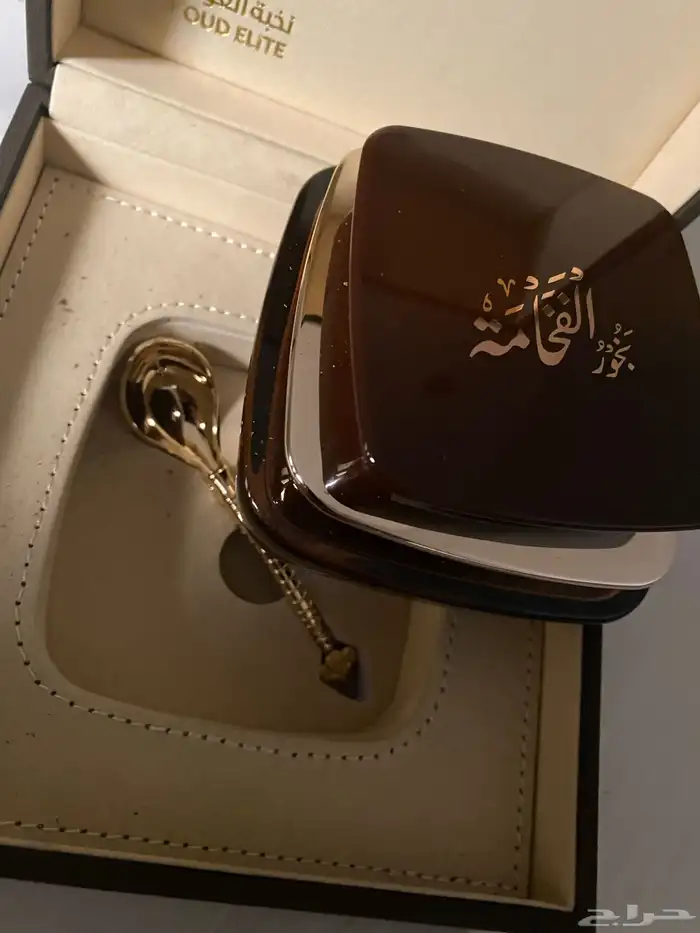 بخور الفخامة من نخبه العود السعر سابقا  290 والان 225 0