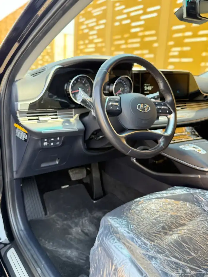 للبيع هونداي ازيرا المديل 2020 32