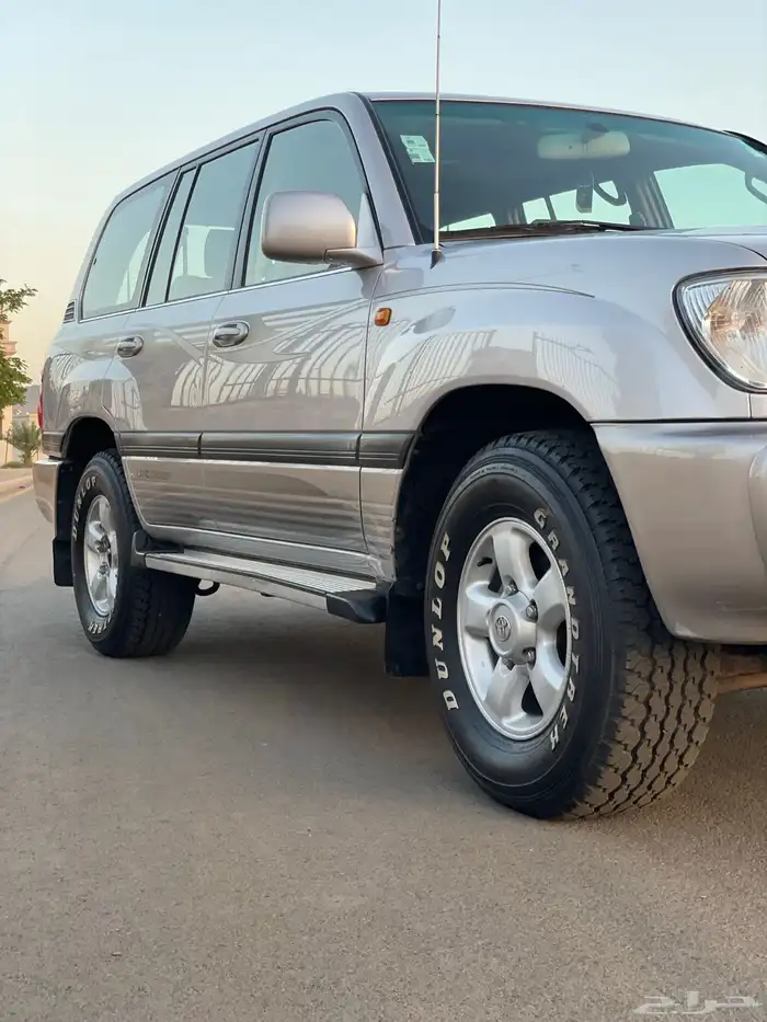 للبيع جيب2002 جي اكس ار قير عادي دفلك 6