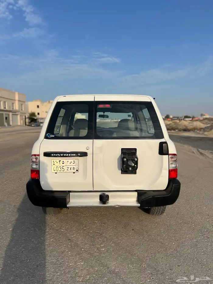 نيسان باترول ربع 2004 (حكومي ) 5