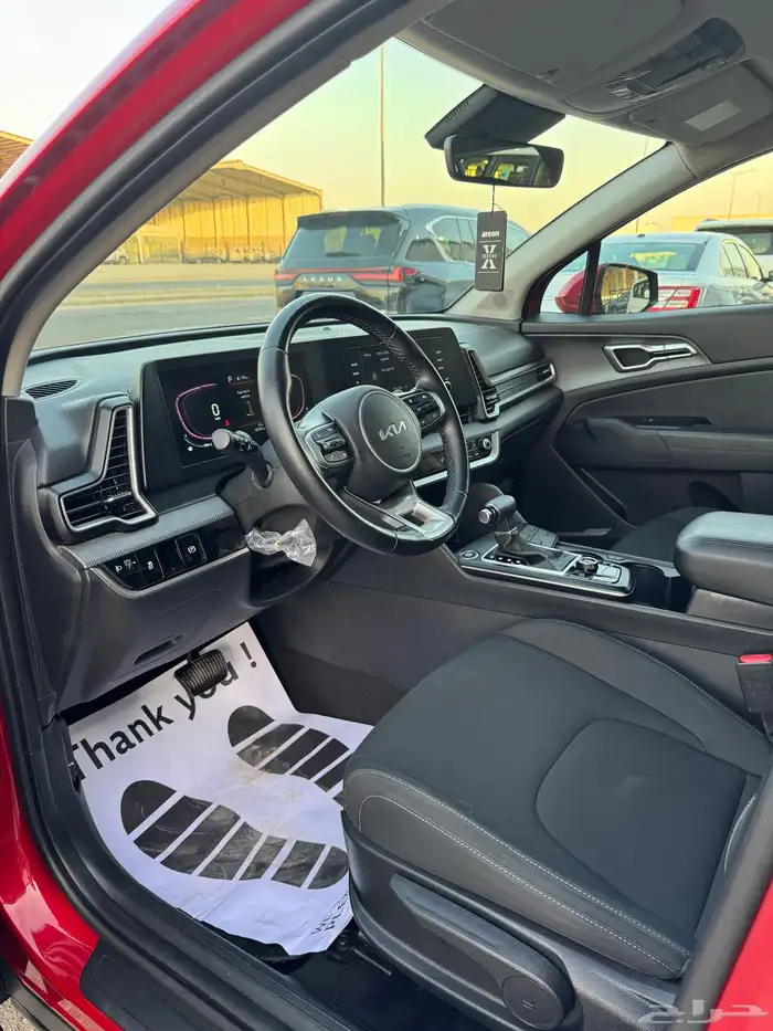 للبيع كيا سبورتاج 2024 - نص فل - دبل محرك 1.6 9