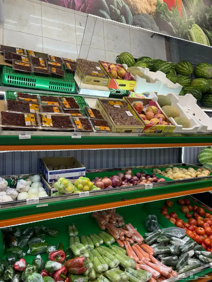 محل خضار وفواكه للتقبيل 2