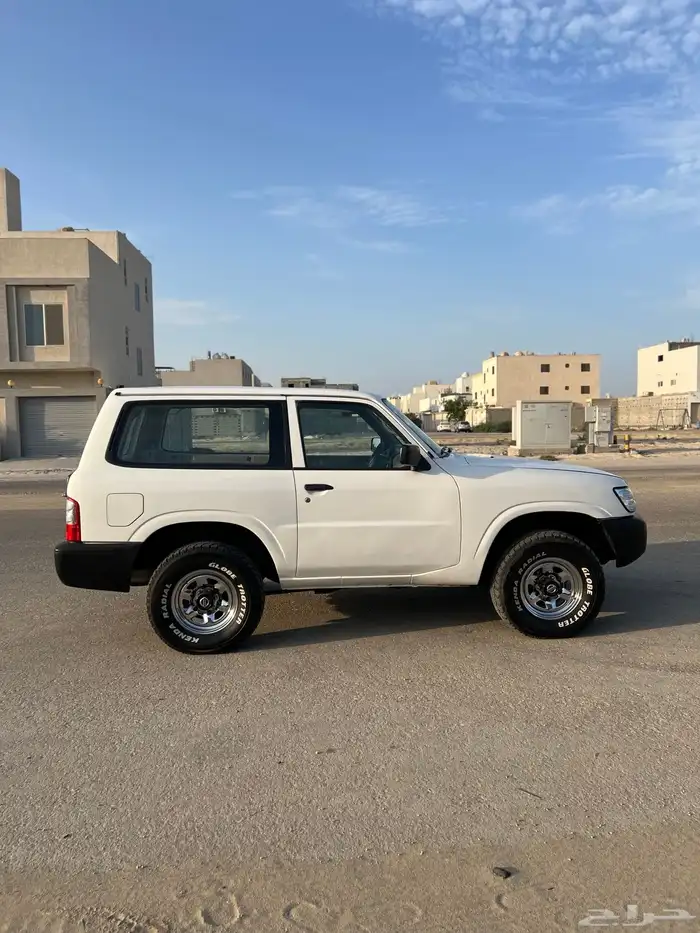 نيسان باترول ربع 2004 (حكومي ) 3