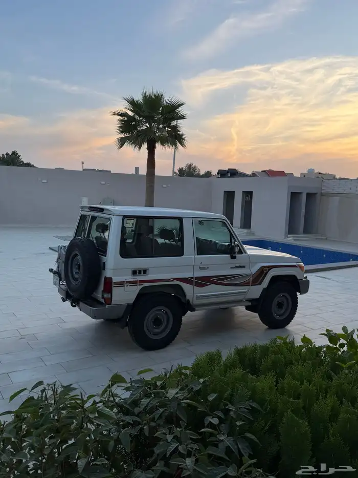 ربع تويوتا 2016 بريمي فل كامل ونش 20