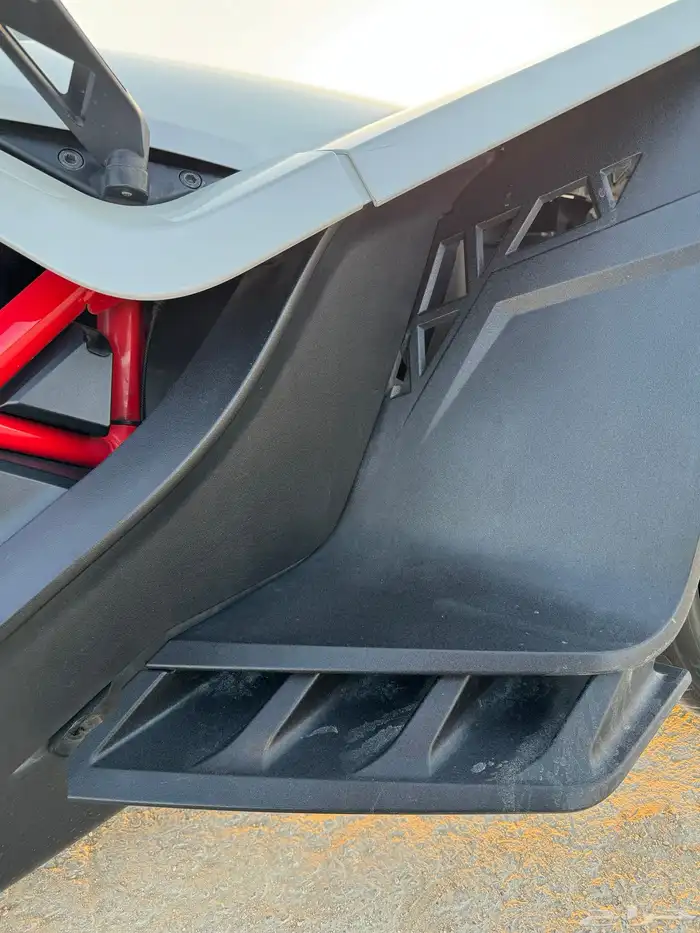 سلينق شوت 2016 SL أبيض 13