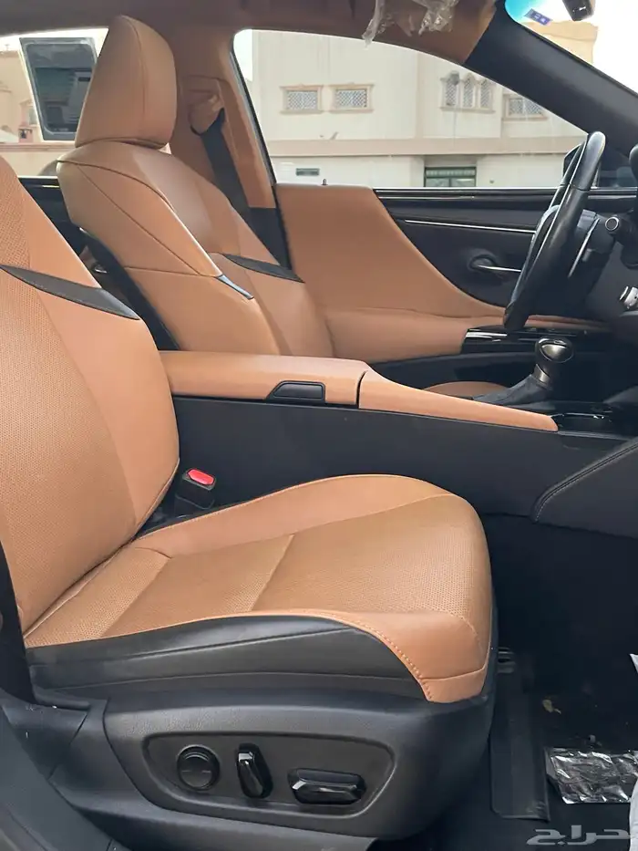 لكزس ES250 2024 15