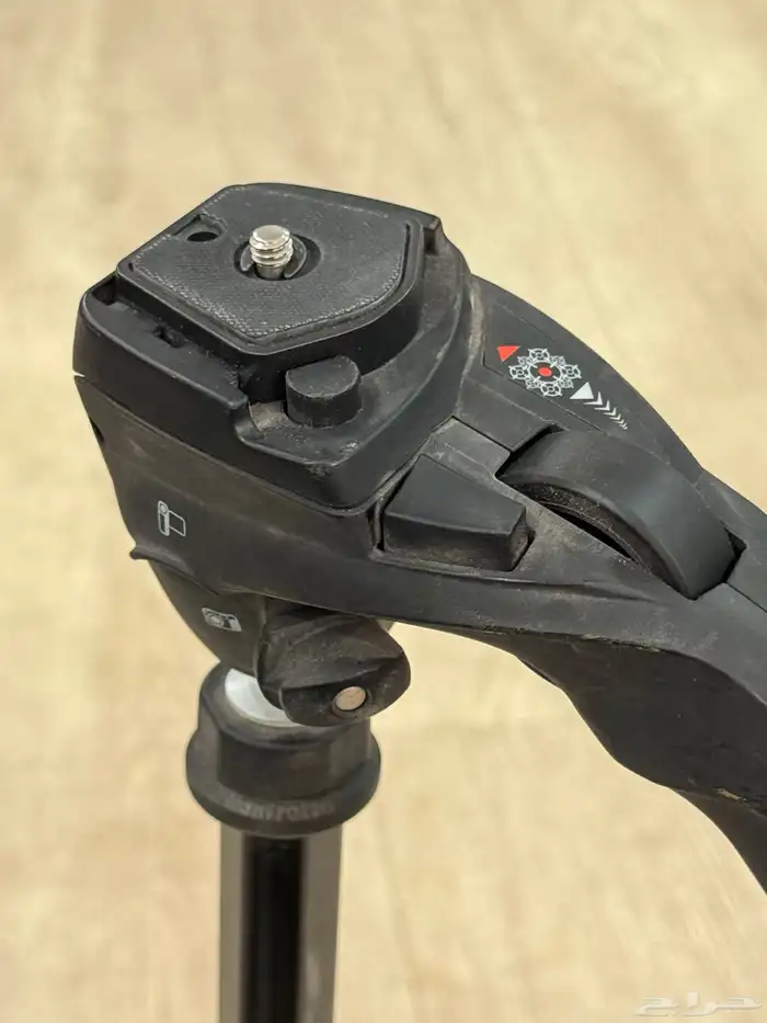 ستاند تصوير من مانفروتو اصلي بثلاث ارجل 4