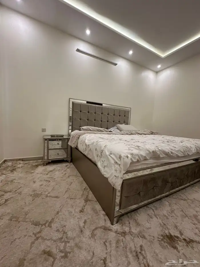 غرفة نوم مستعملة للبيع 1