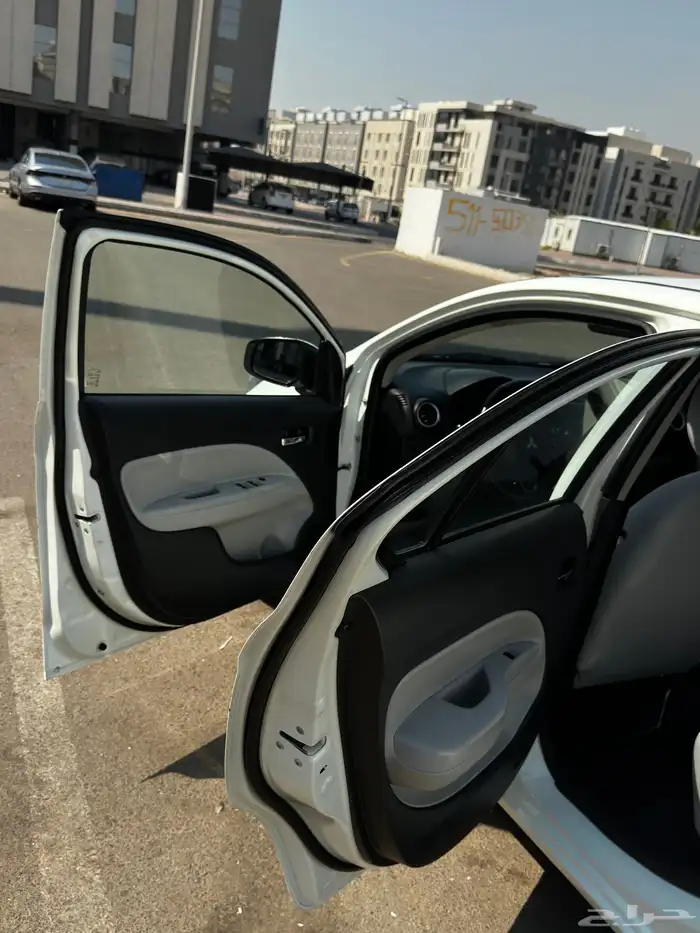 ميتسوبيشي اتراج 2022 8