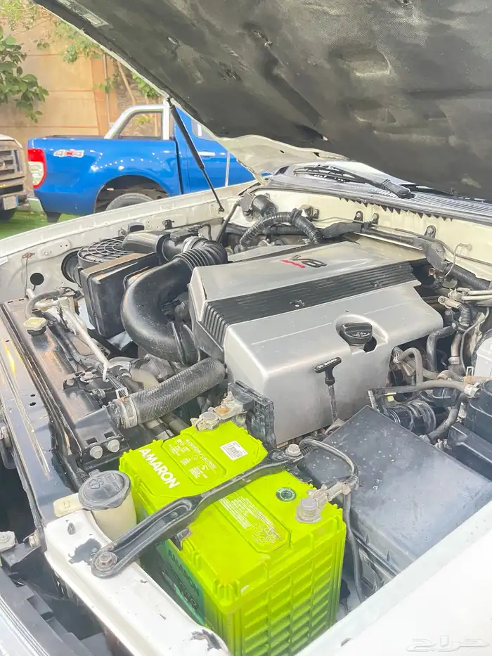 تيوتا لاند كروزرز. Vxr. 2004 قير عادي 15