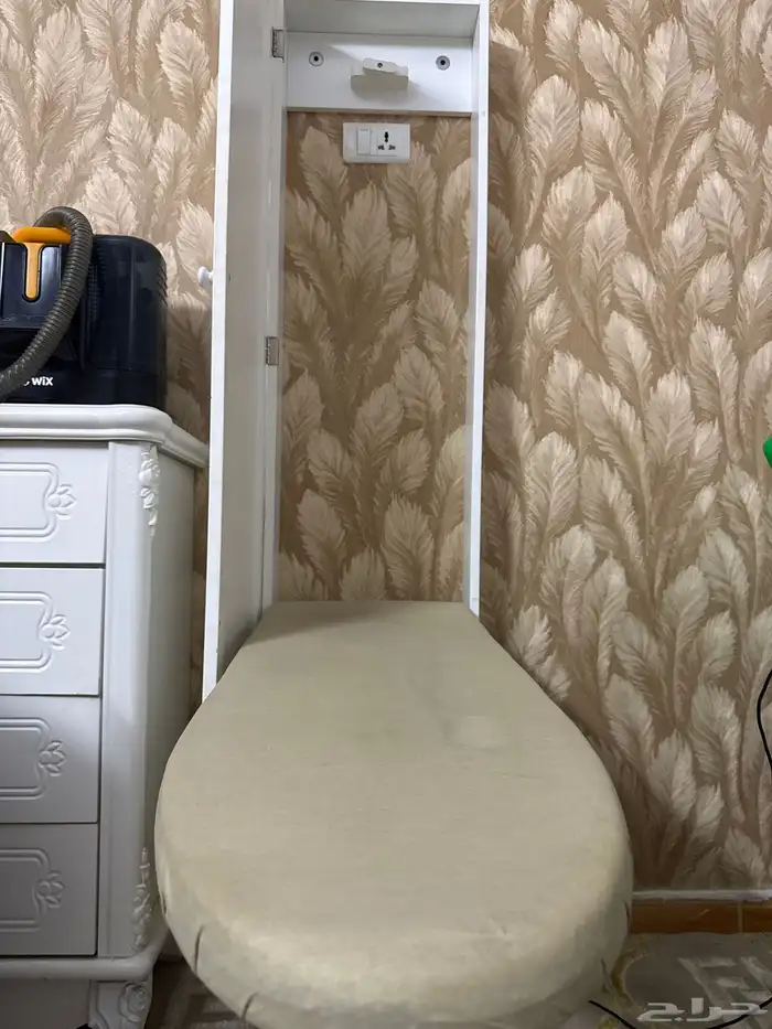 طاولة مكواة 1