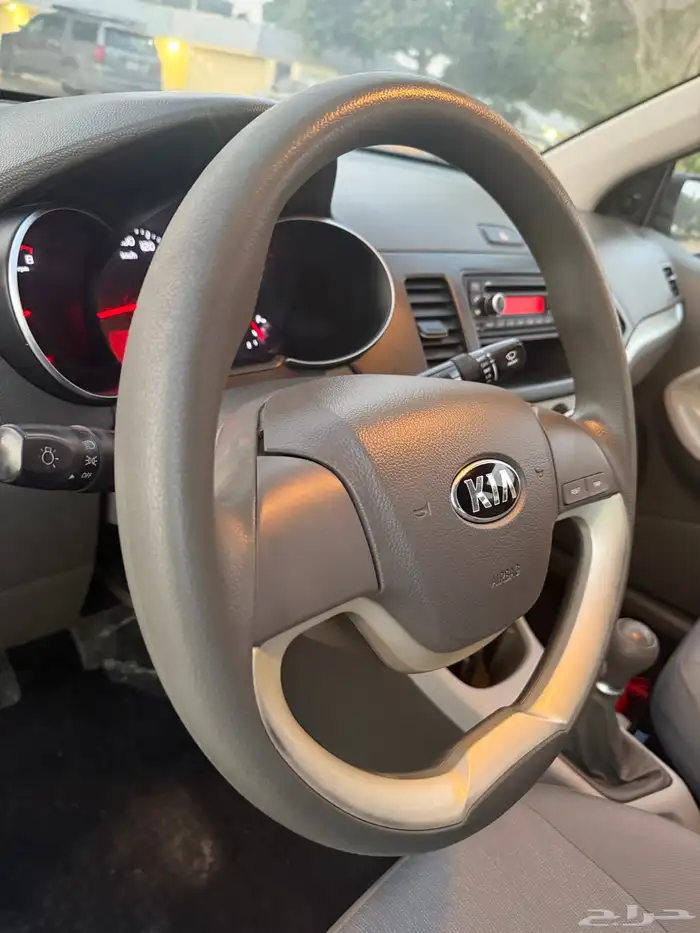 كيا بيكانتو 2016 نظيف 14