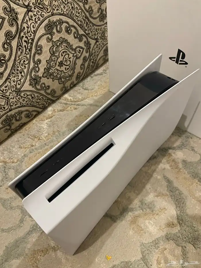 سوني 5 سي دي 4