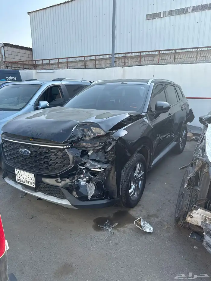 سيارات مصدومه 25