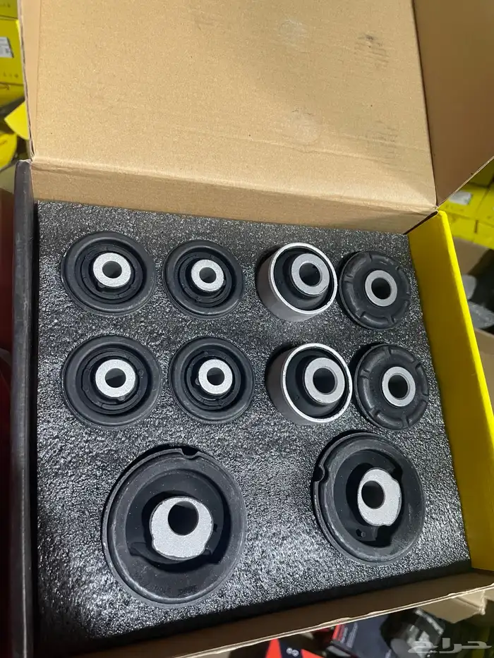 قطع غيار مستورد بورش بنزين وكهرباء بجميع فئاتها 20