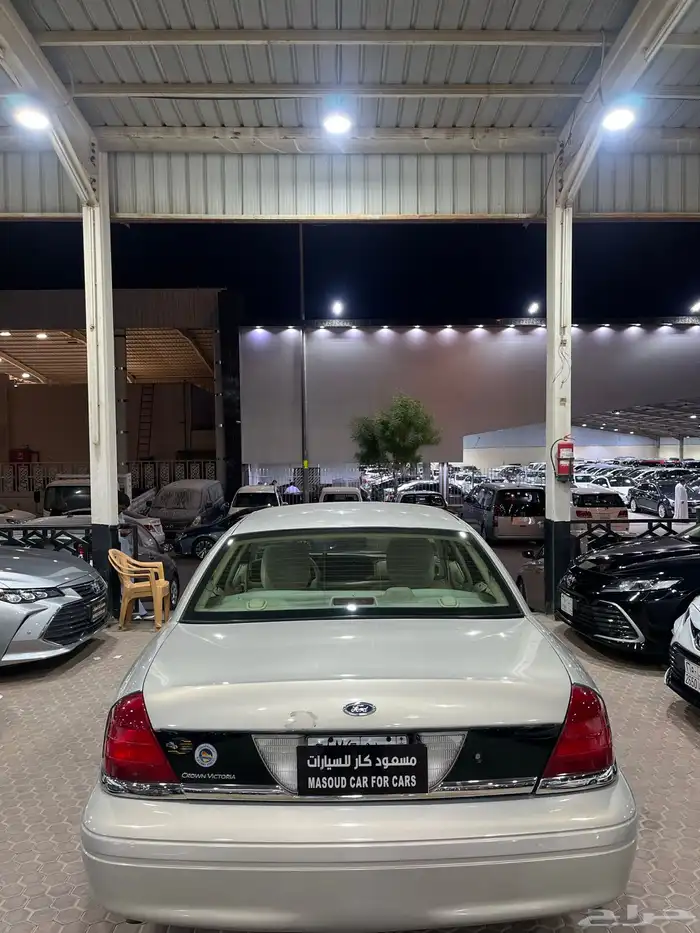 فورد فكتوريا 2011 17