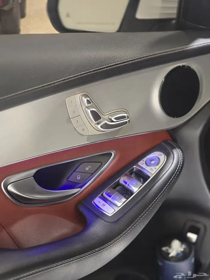 مرسيدس GLC200 موديل 2022 بحاله الوكاله 13