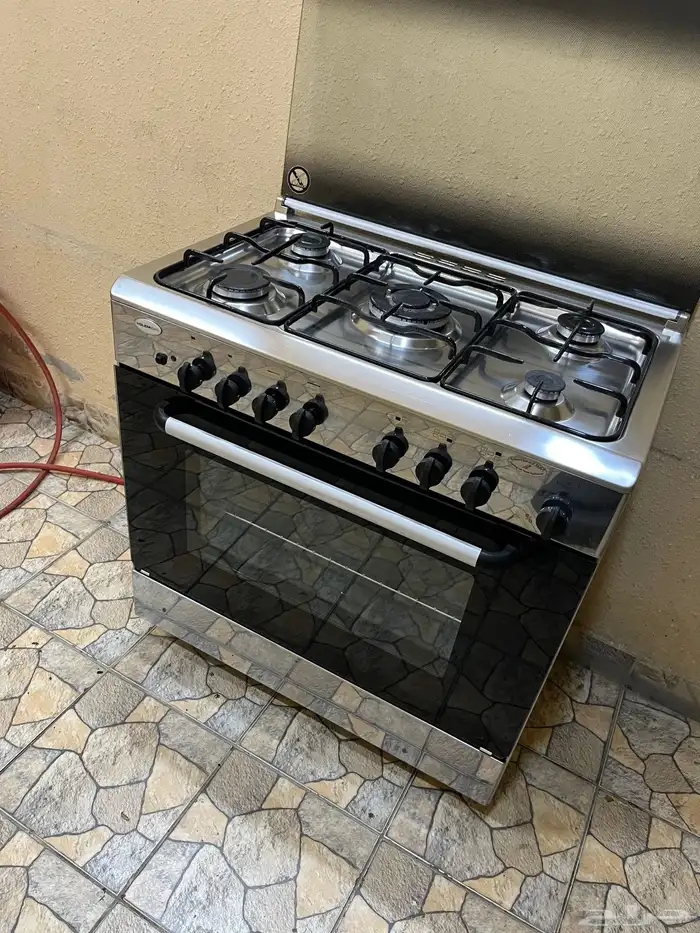 فرن جليم غاز مقاس 60  80 للبيع الموقع المزاحميه 0