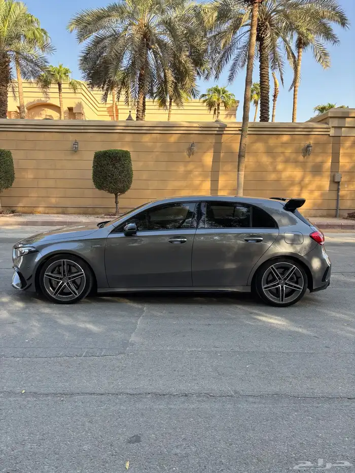 مرسدس A45 2021 AMG هاتشباك 9