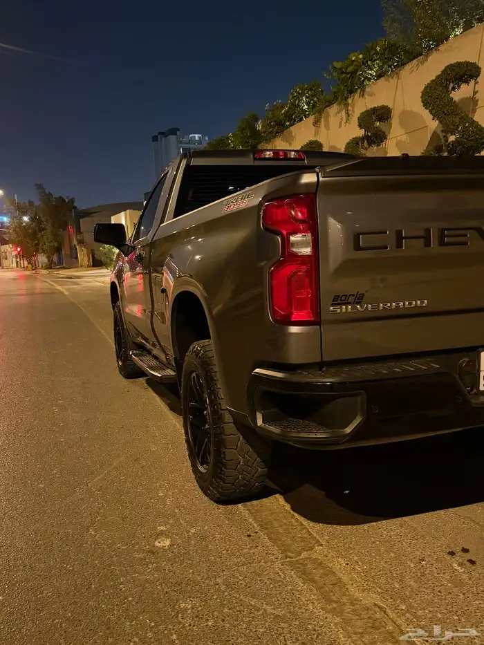 سلفرادو تريل بوس 2021 مخزن 8