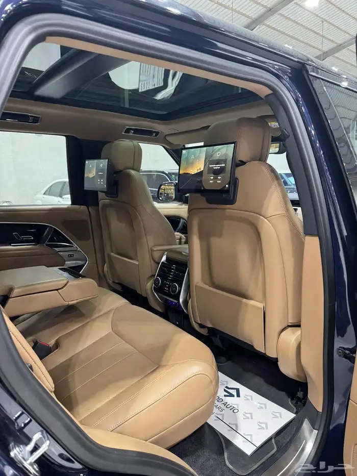 رنج روفر V6 -HSE موديل 2023 وارد الناغي 10