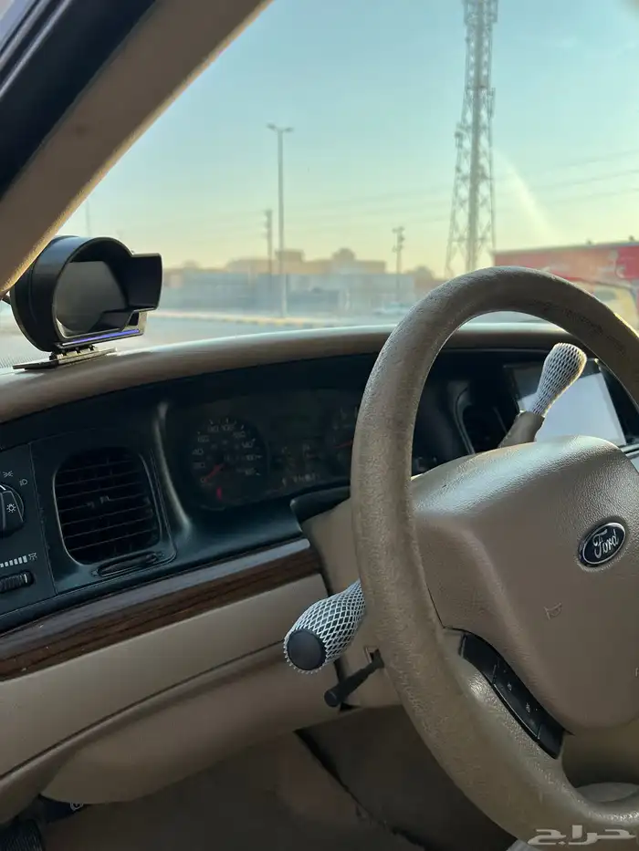 فورد فكتوريا سعودي 9