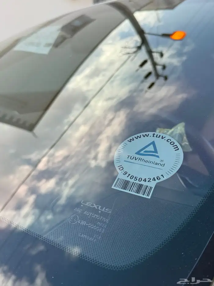 للبيع لكزس هايبرد 2021 12