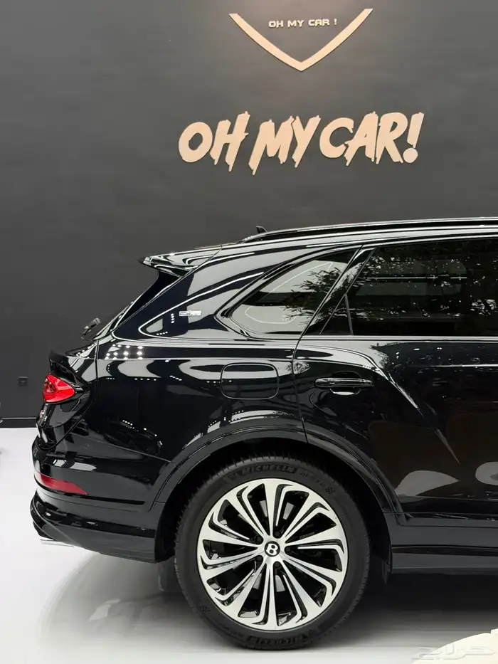 بنتلي بنتياقا 2021 عداد 54 الف بحالة الوكالة 6