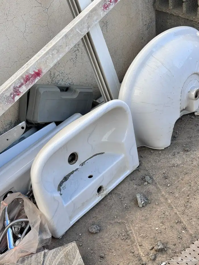 للبيع ادوات مستعمله 1