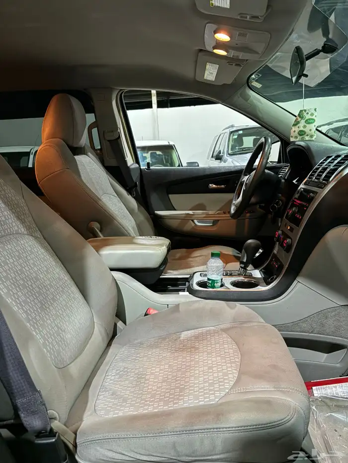 جمس اكاديا 2009 دبل نص فل عائلي ثلاث صفوف سعودي 15