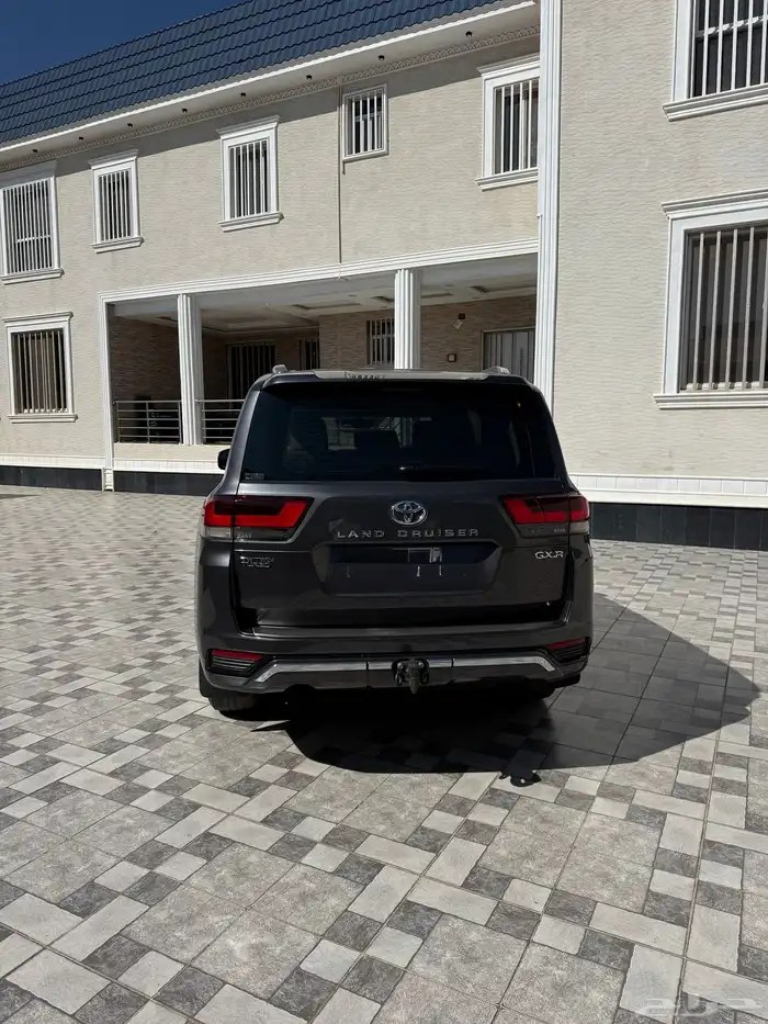 لاندكروزر 2023 L3 وكالة كامل ديزل 6