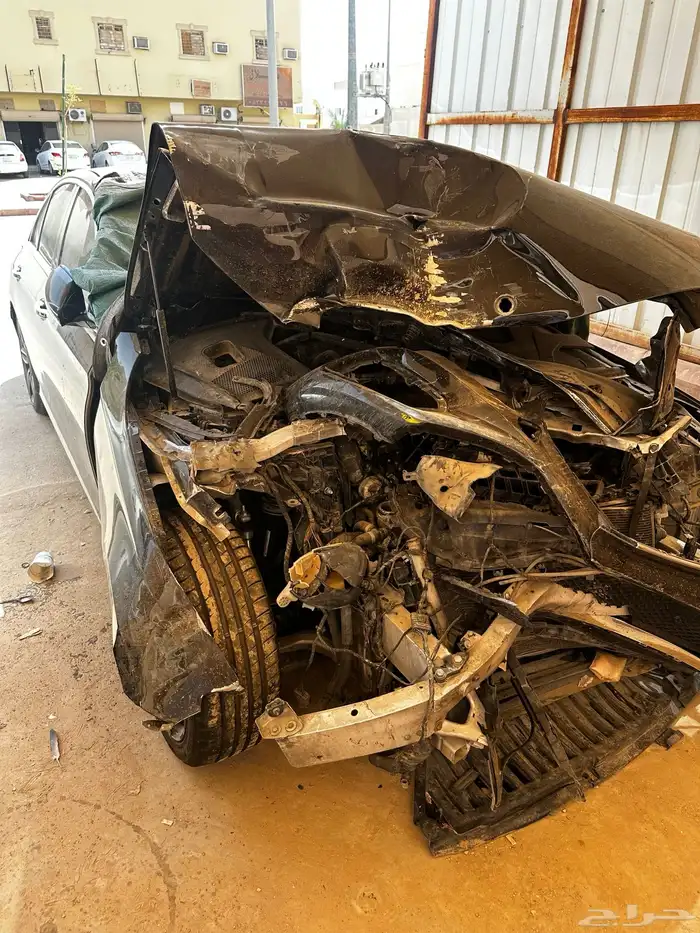 مرسيدس 2017 AMG E400 (حادث) 6