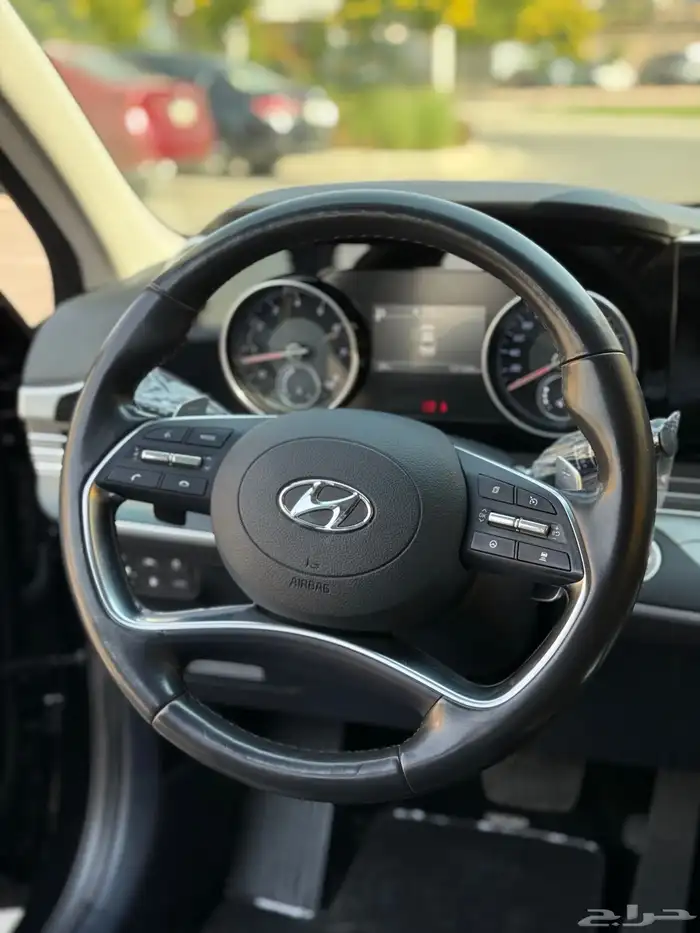 للبيع هونداي ازيرا المديل 2020 25