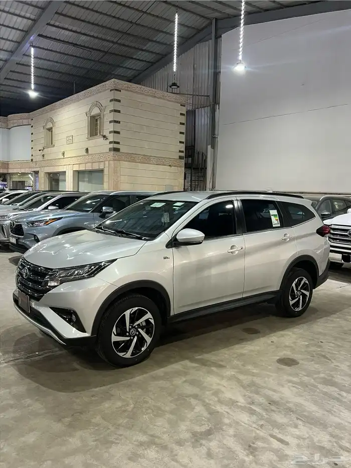 تويوتا راش 2023 فل كامل شبه جديد ( الوكيل عبداللطيف جميل ) 1