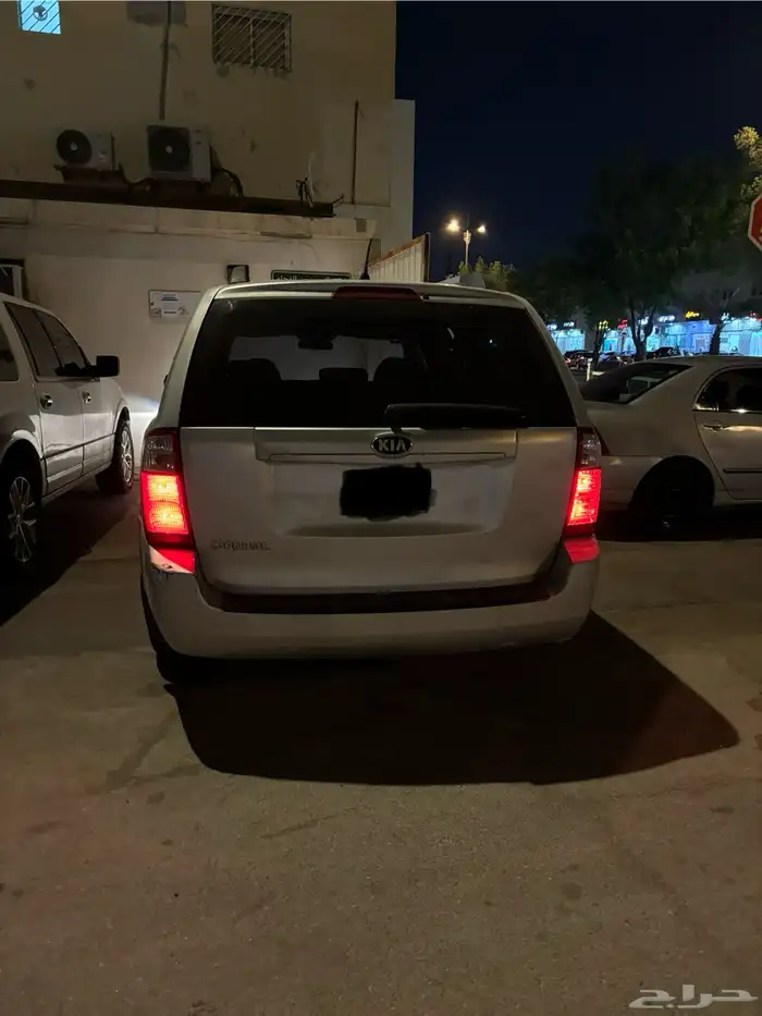 كيا كرنفال 2015 4