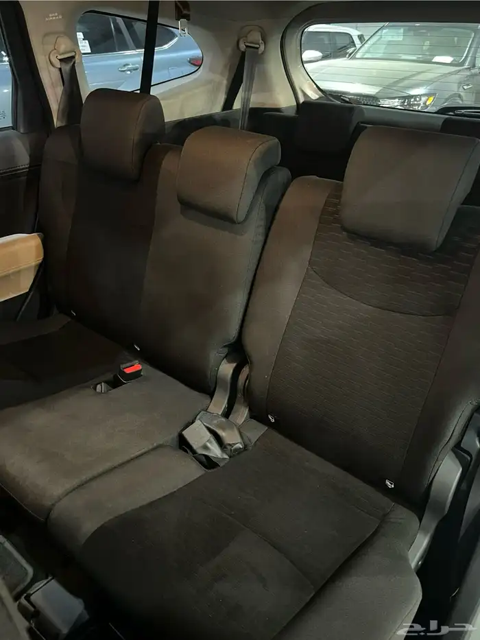 تويوتا راش 2023 فل كامل شبه جديد ( الوكيل عبداللطيف جميل ) 9