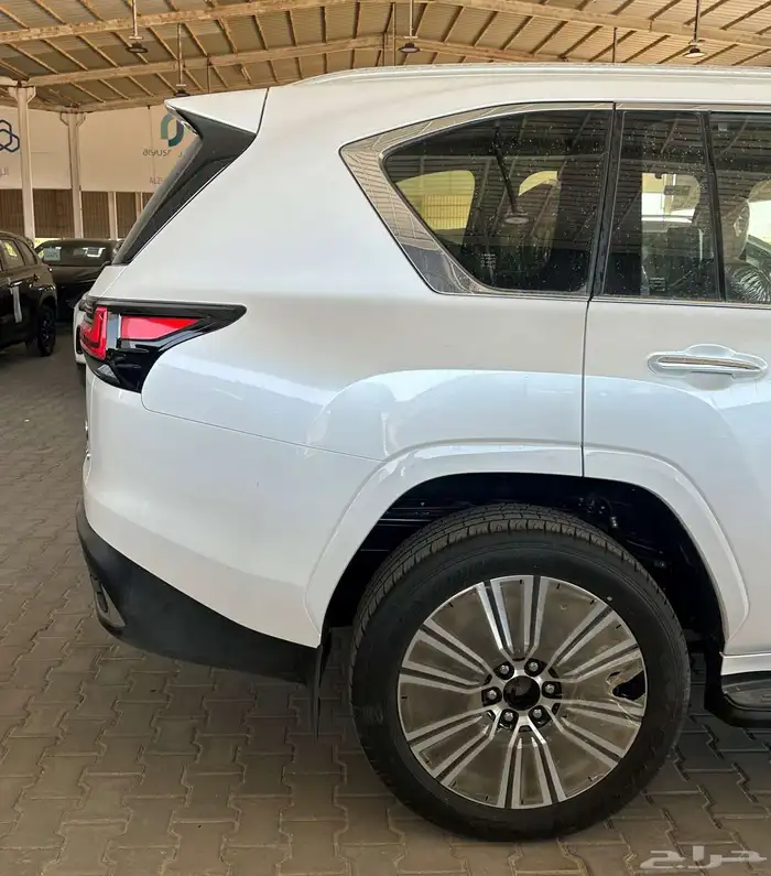 لكسز LX600 موديل 2025 - LUXES LX600 4