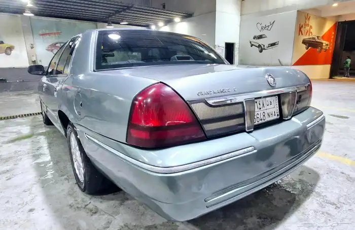 فورد قراند ماركيز 2006 سعودي سبورت نضيف 7