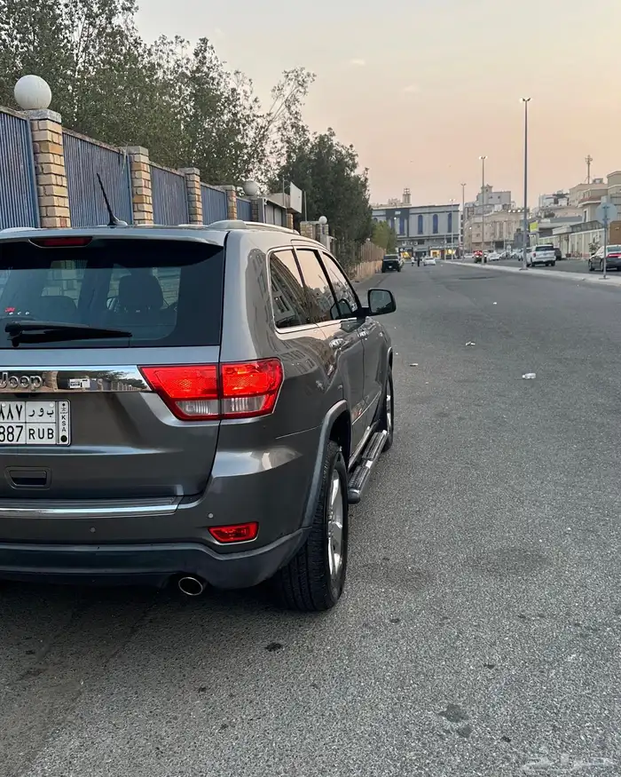 جيب جراند شيروكي 2013 6