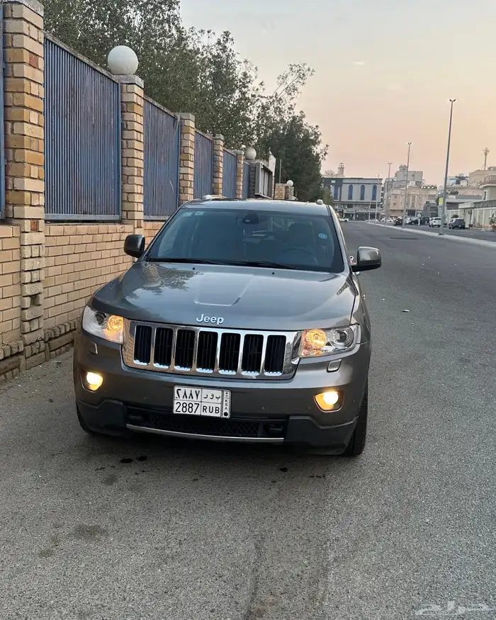 جيب جراند شيروكي 2013 1