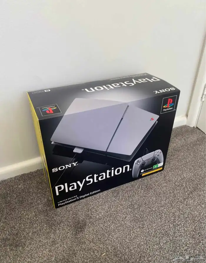 بلايستيشن 5 نسخة 30 عام إصدار محدود مستخدم شبه الجديد 0