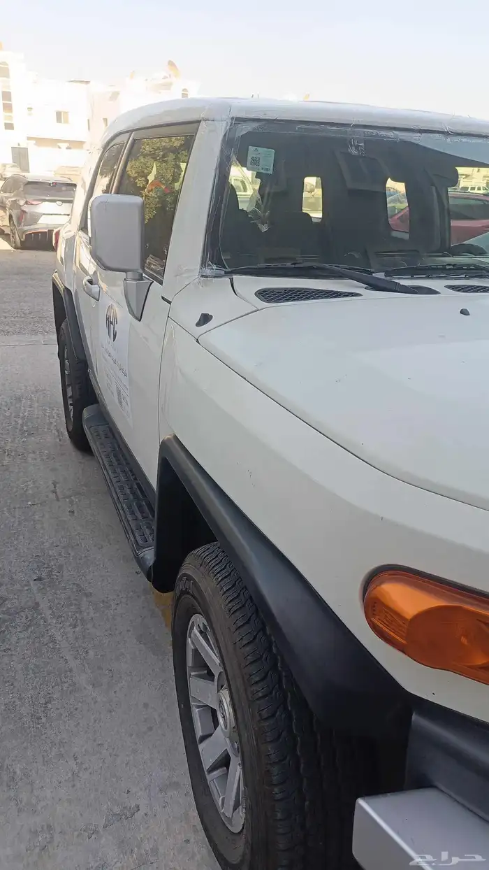 Toyota FJ Cruiser model 2015 Very good condition air conditi 3