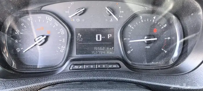 فان بيجو موديل 2022 الممشى 152 نظييف جد ا 7