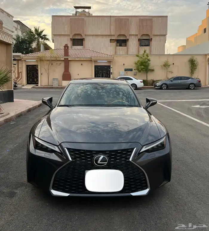 لكزس IS 2021 0
