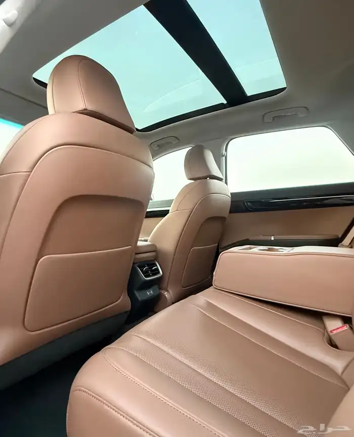 هونداي ازيرا 2023 ( بنزين ) فل كامل شبه جديدة للبيع 14