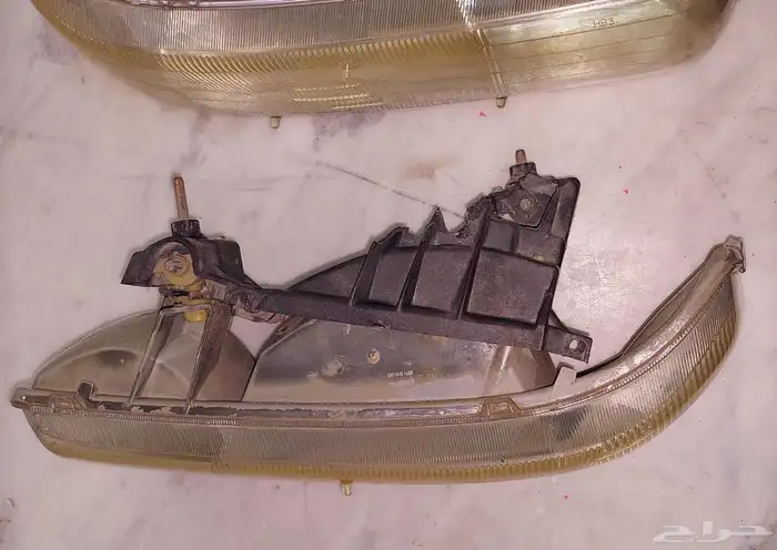 كشافات امامية تاهو وسلفرادو 2000 2006 2