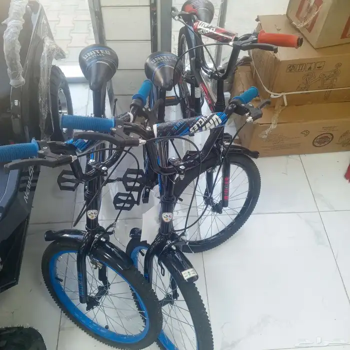 ثلاثه سياكل مقاس 20 مستخدم نظيف السعر 600 استخدام اسبوعين 3