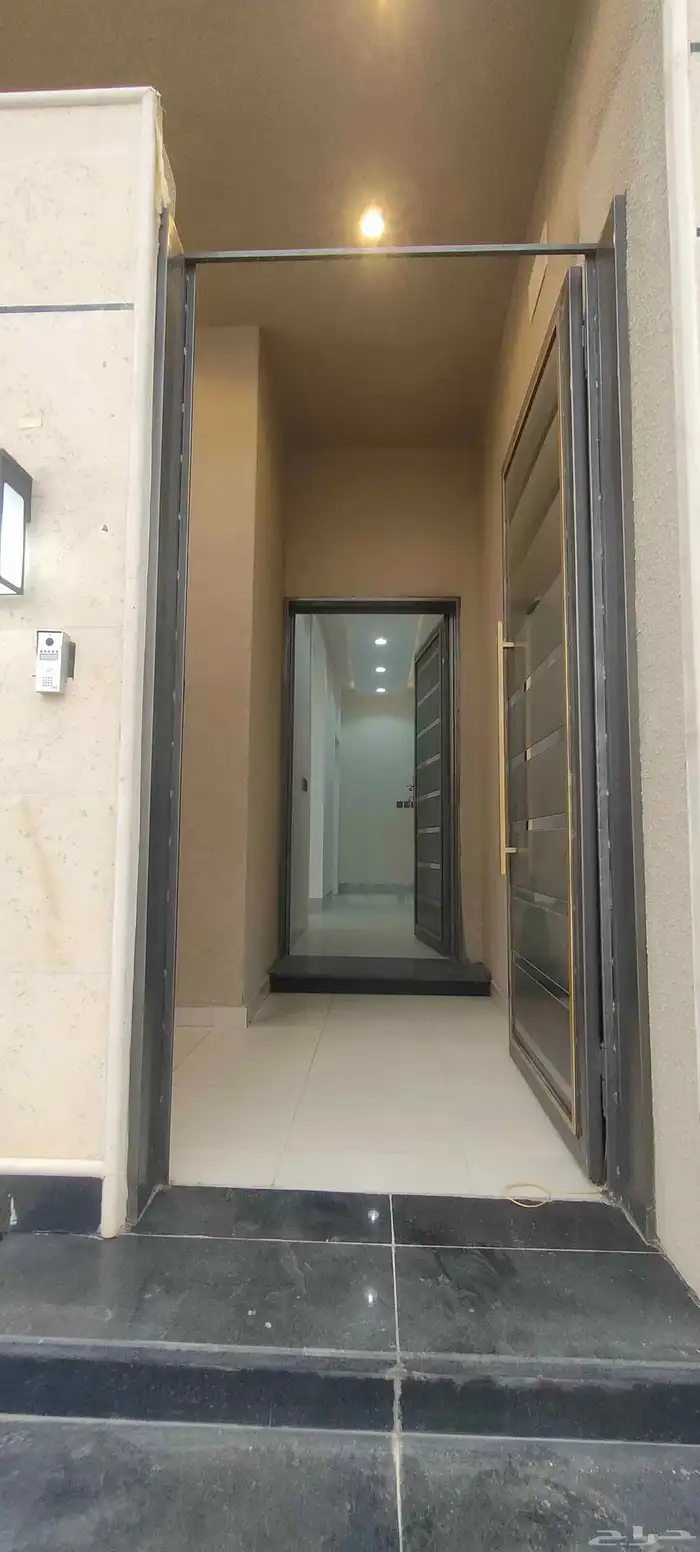 للبيع شقق ارضية بايكة سيارة مطله علي شارعين موقع مميز 5