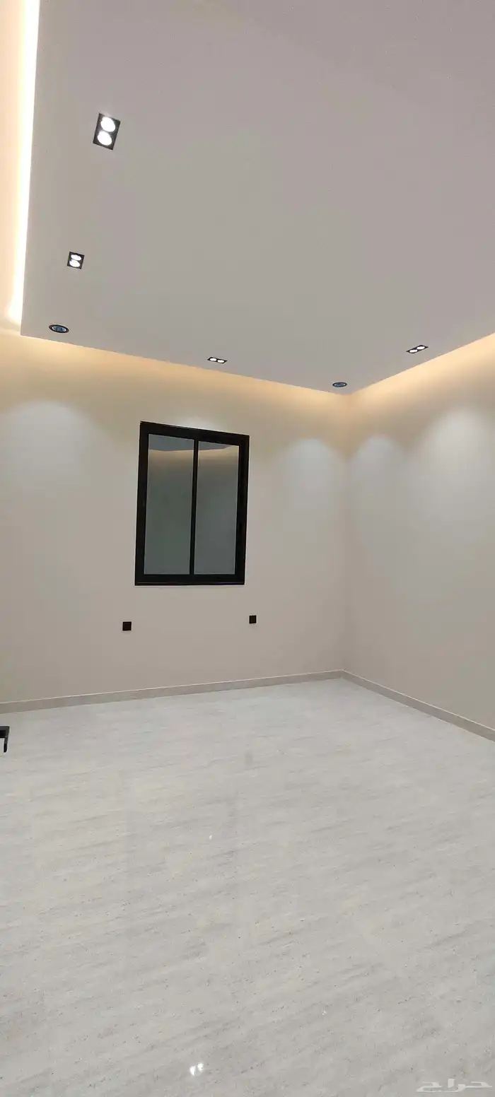 للبيع شقق ارضية وارواف علويه موقع مميز واسعار مناسبة 16