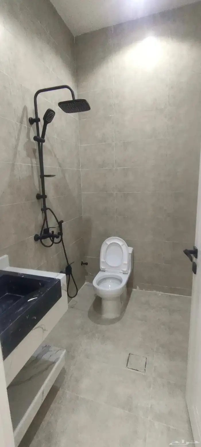 للبيع شقق ارضية بايكة سيارة مطله علي شارعين موقع مميز 23